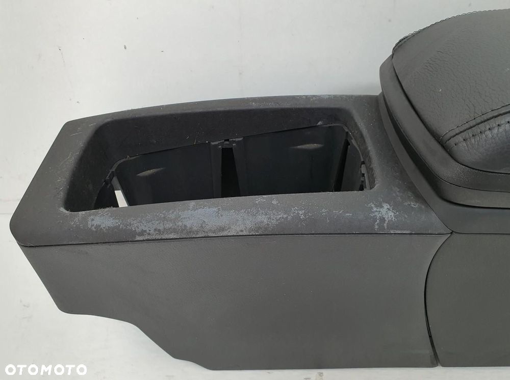 TUNEL ŚRODKOWY PODŁOKIETNIK VOLVO C70 II - 2
