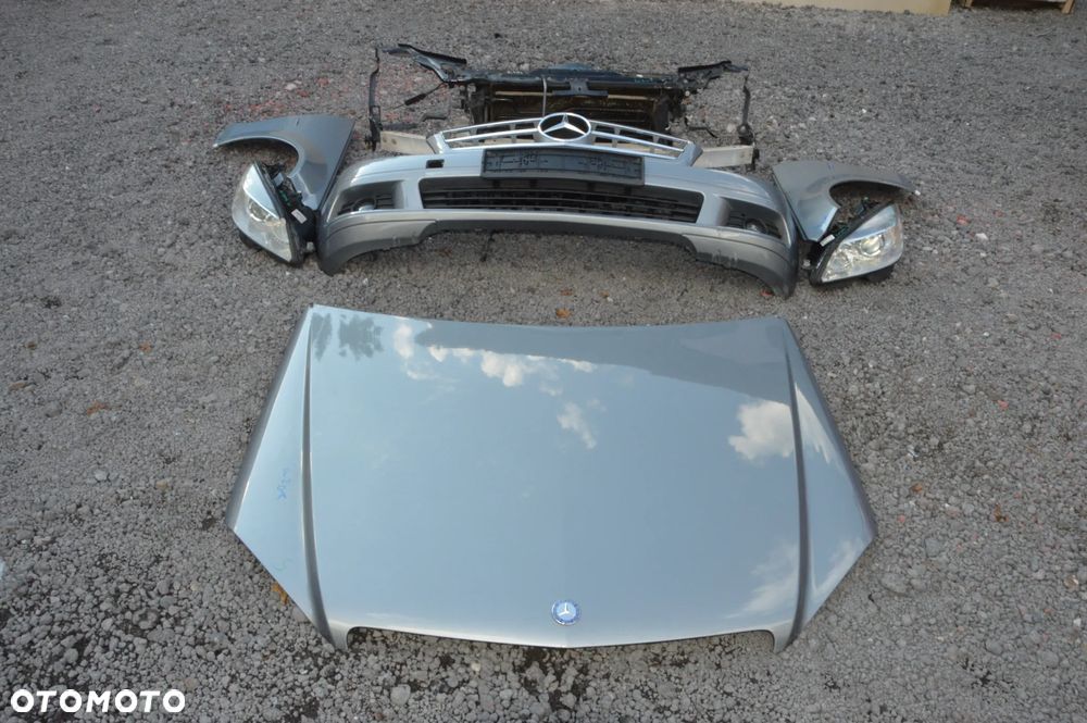 Zderzak maska błotnik lampa komplet przód mercedes c-klasa w204  2.2 cdi - 7