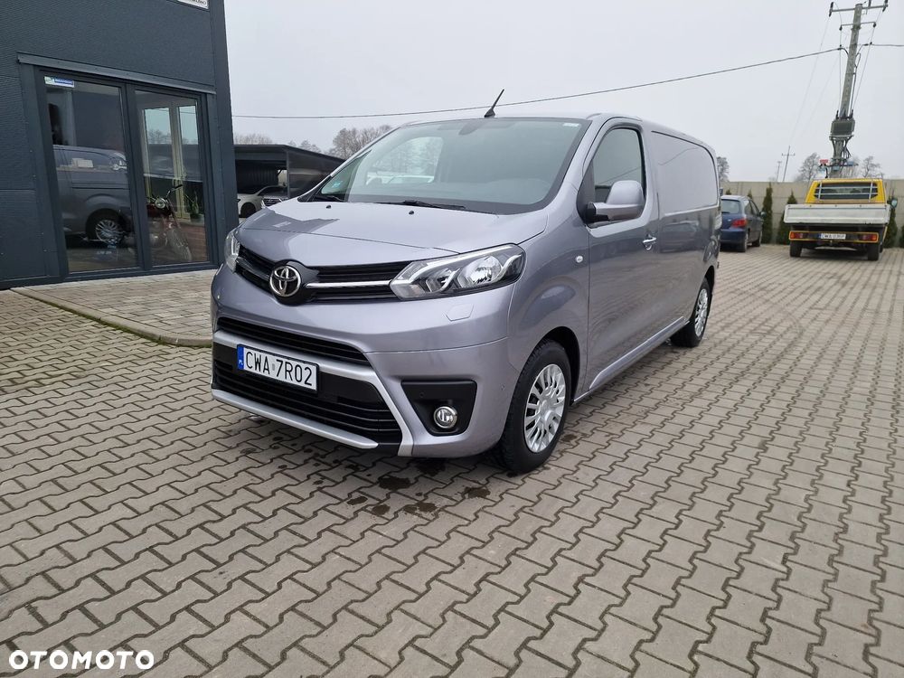 Toyota Proace - 1