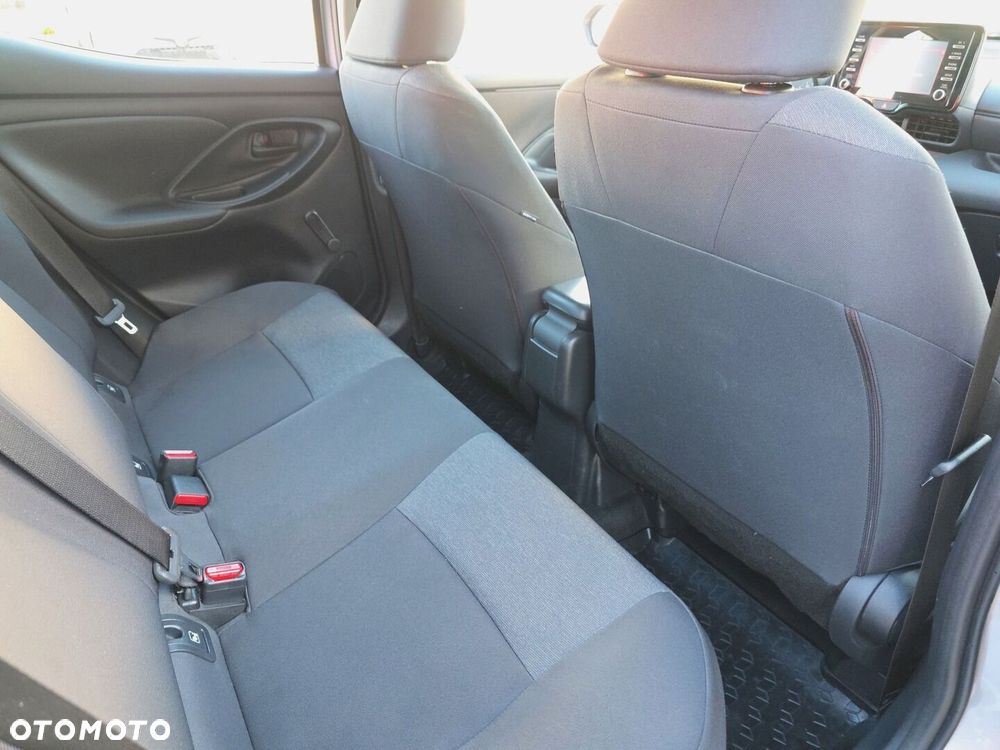 Toyota Yaris Hybrid 1.5 Active - 13