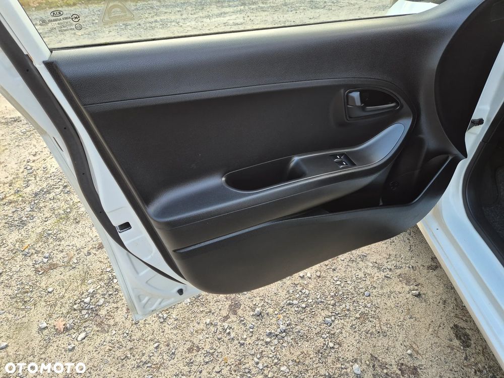 Kia Picanto 1.0 Dream Team Edition - 21