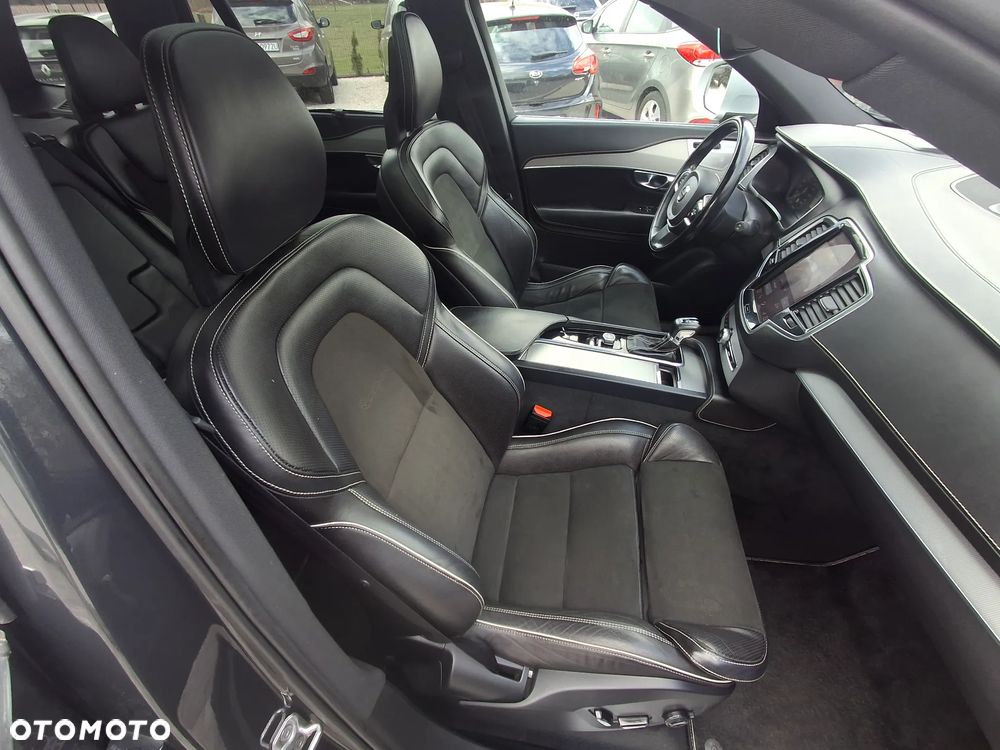 Volvo XC 90 D5 AWD Geartronic RDesign - 21