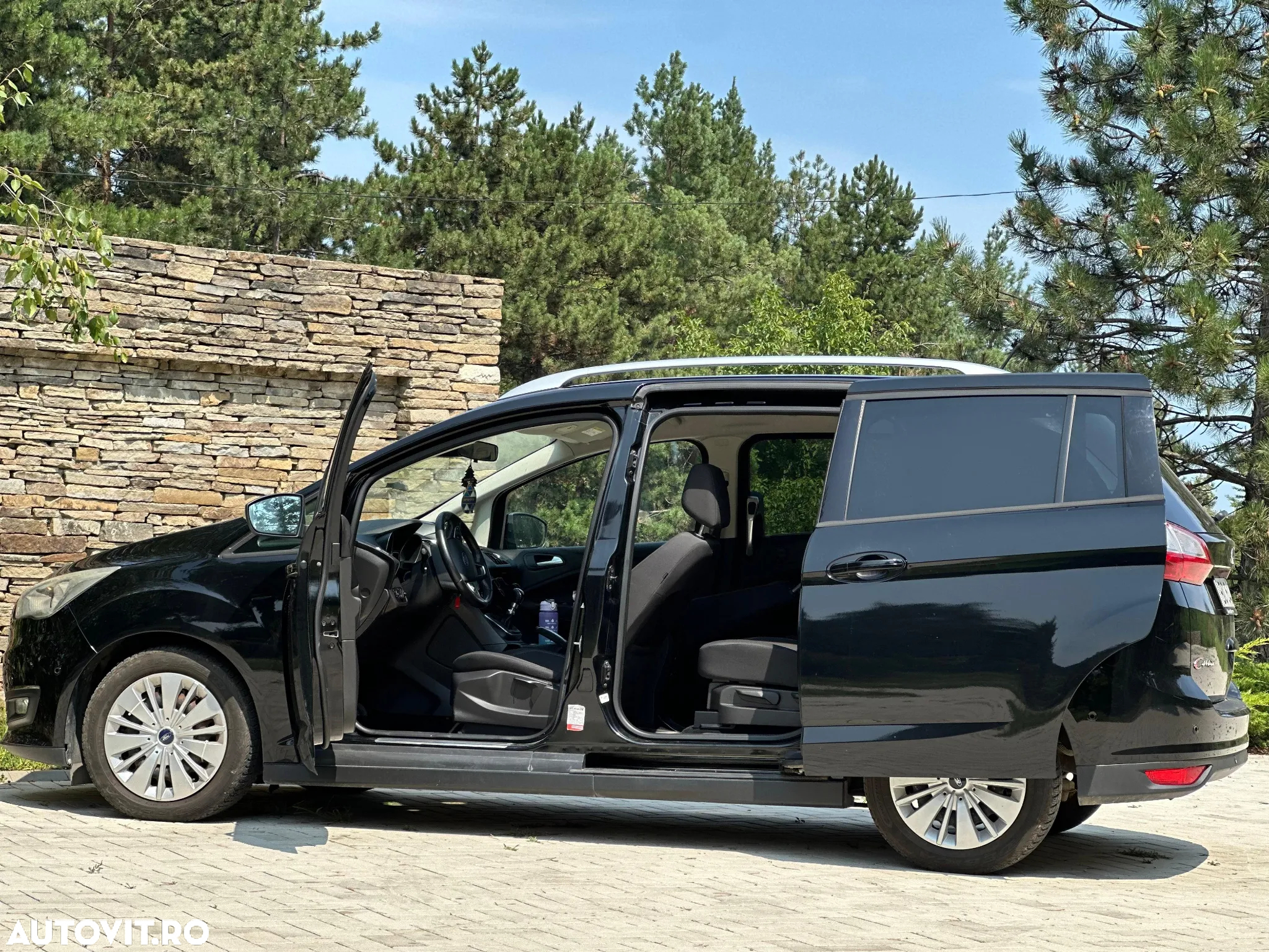 Ford Grand C-Max - 9