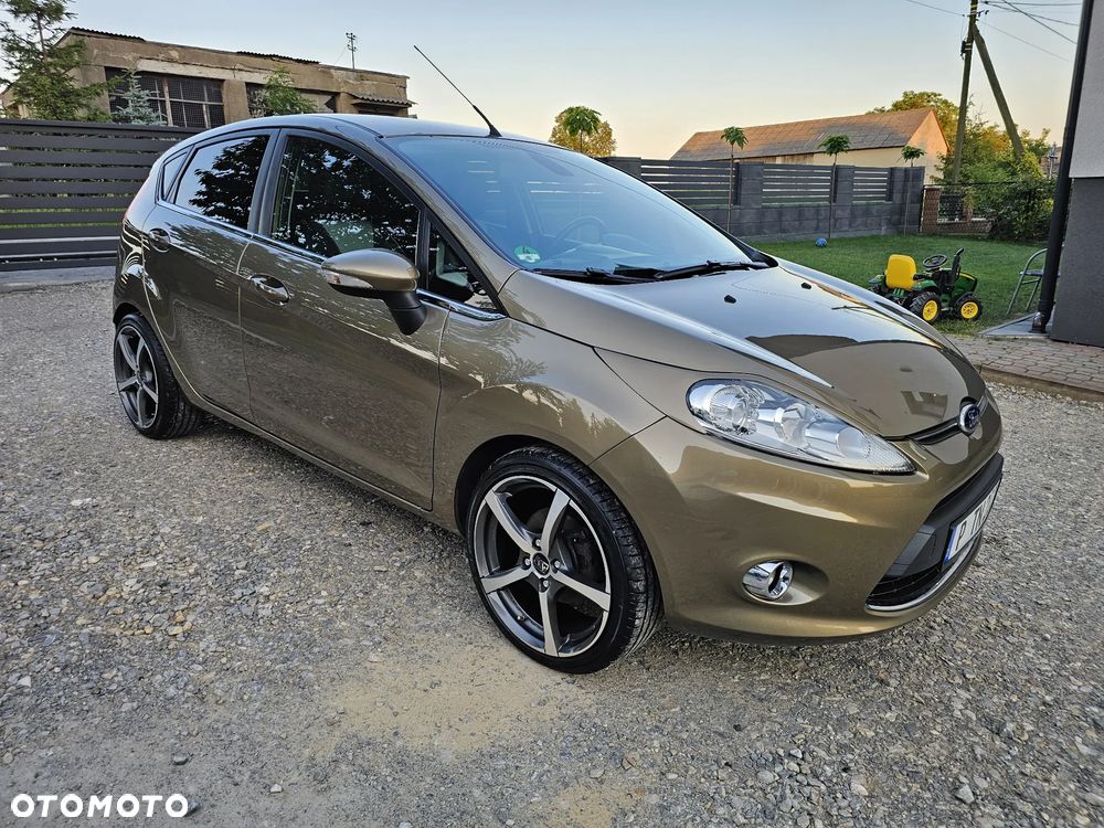 Ford Fiesta 1.6 Ti-VCT Titanium - 2