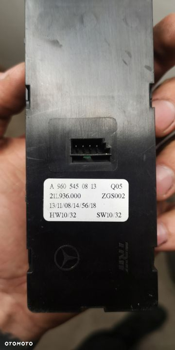 PANEL OBSŁUGI SZYB MERCEDES ACTROS MP4 - 2
