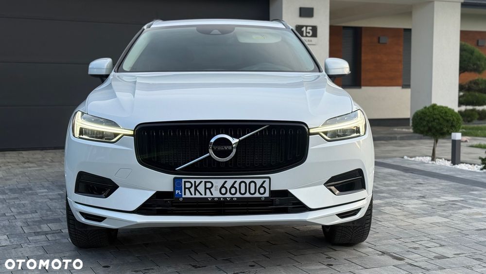 Volvo XC 60 T5 AWD Geartronic Momentum - 4