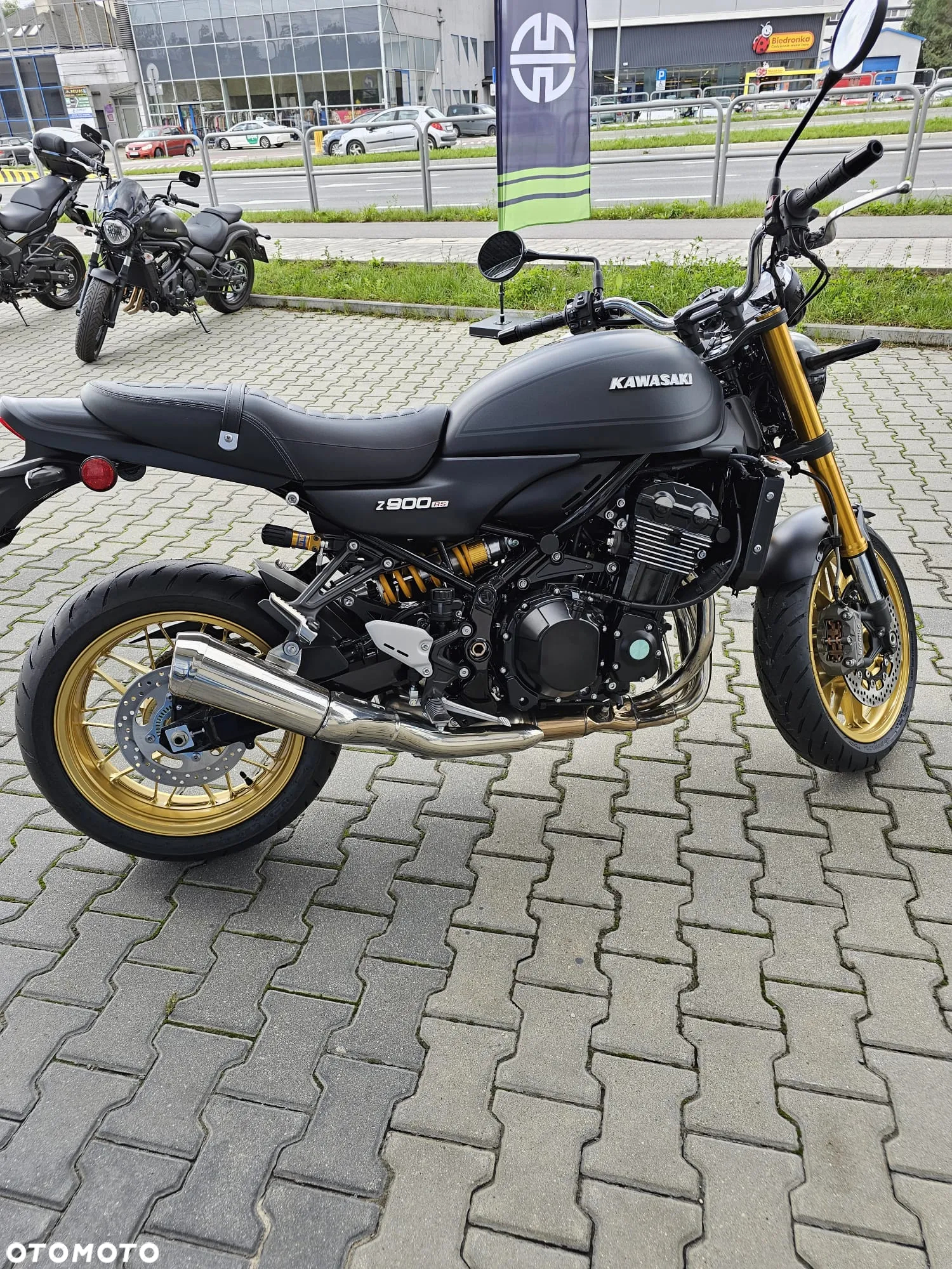 Kawasaki Z 900 RS - 2
