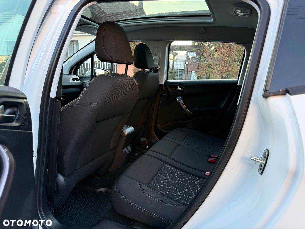 Peugeot 2008 PureTech 82 Allure - 10