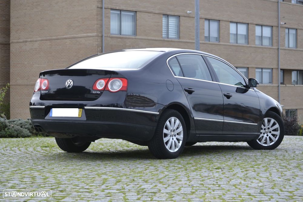 VW Passat 2.0 TDI Confortline - 3