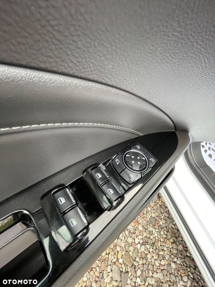 Ford Mondeo 2.0 TDCi Titanium - 26