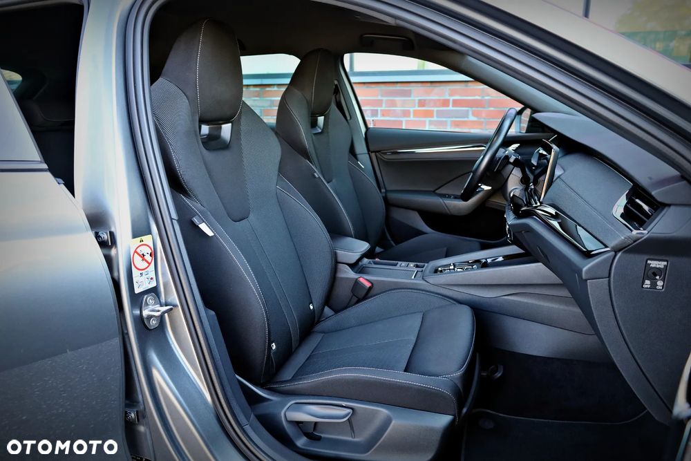 Skoda Octavia 2.0 TDI Style DSG - 25