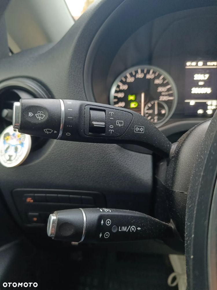 Mercedes-Benz Vito - 13