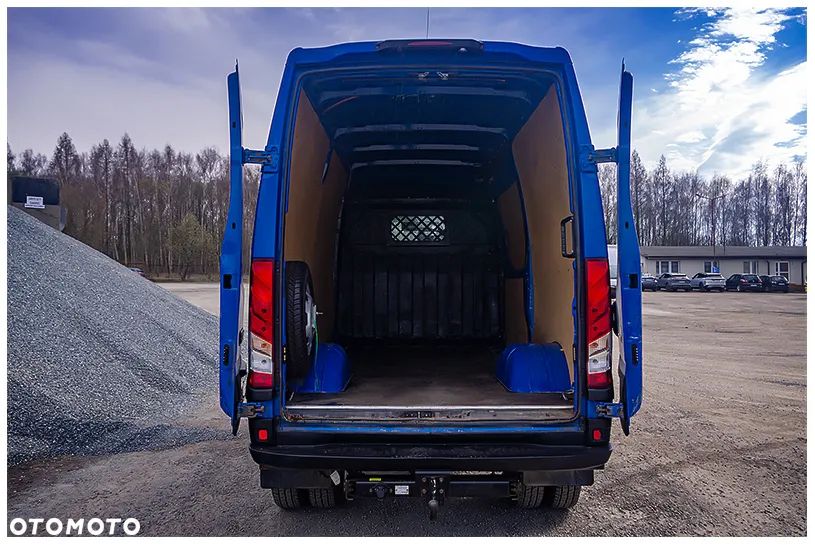 Iveco 50c17 - 9