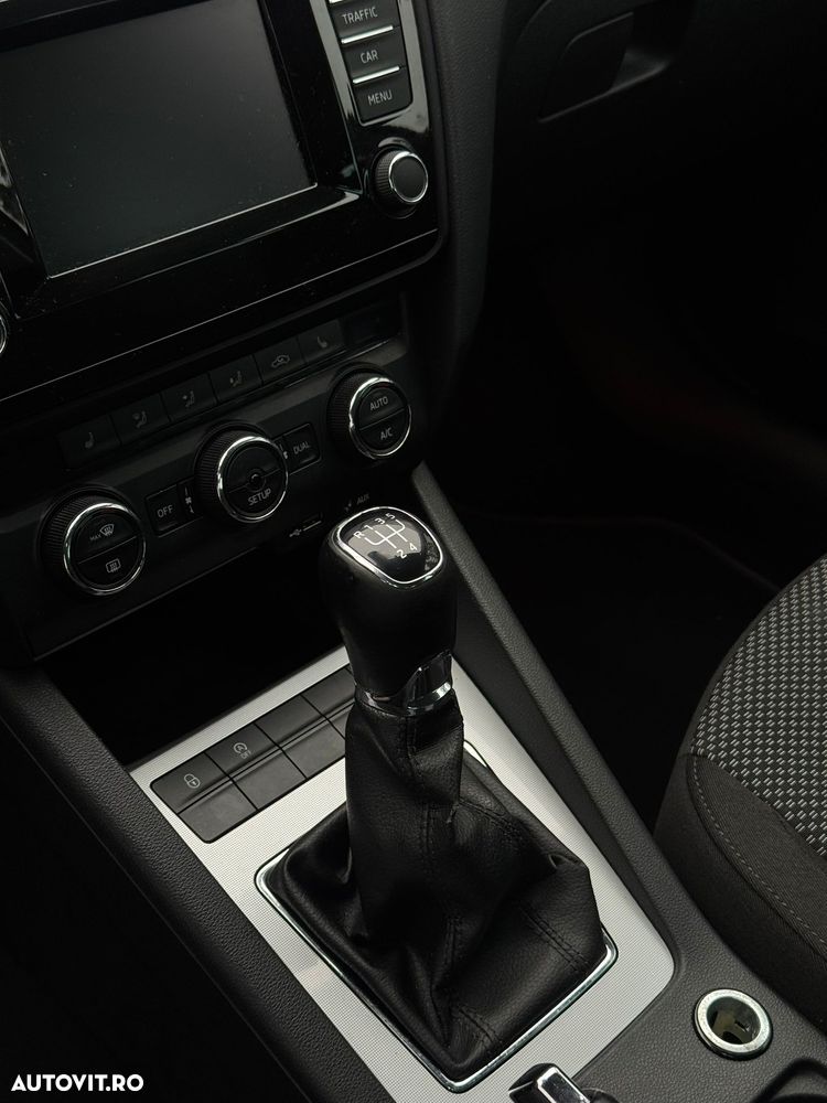 Skoda Octavia 1.6 TDI Classic - 38