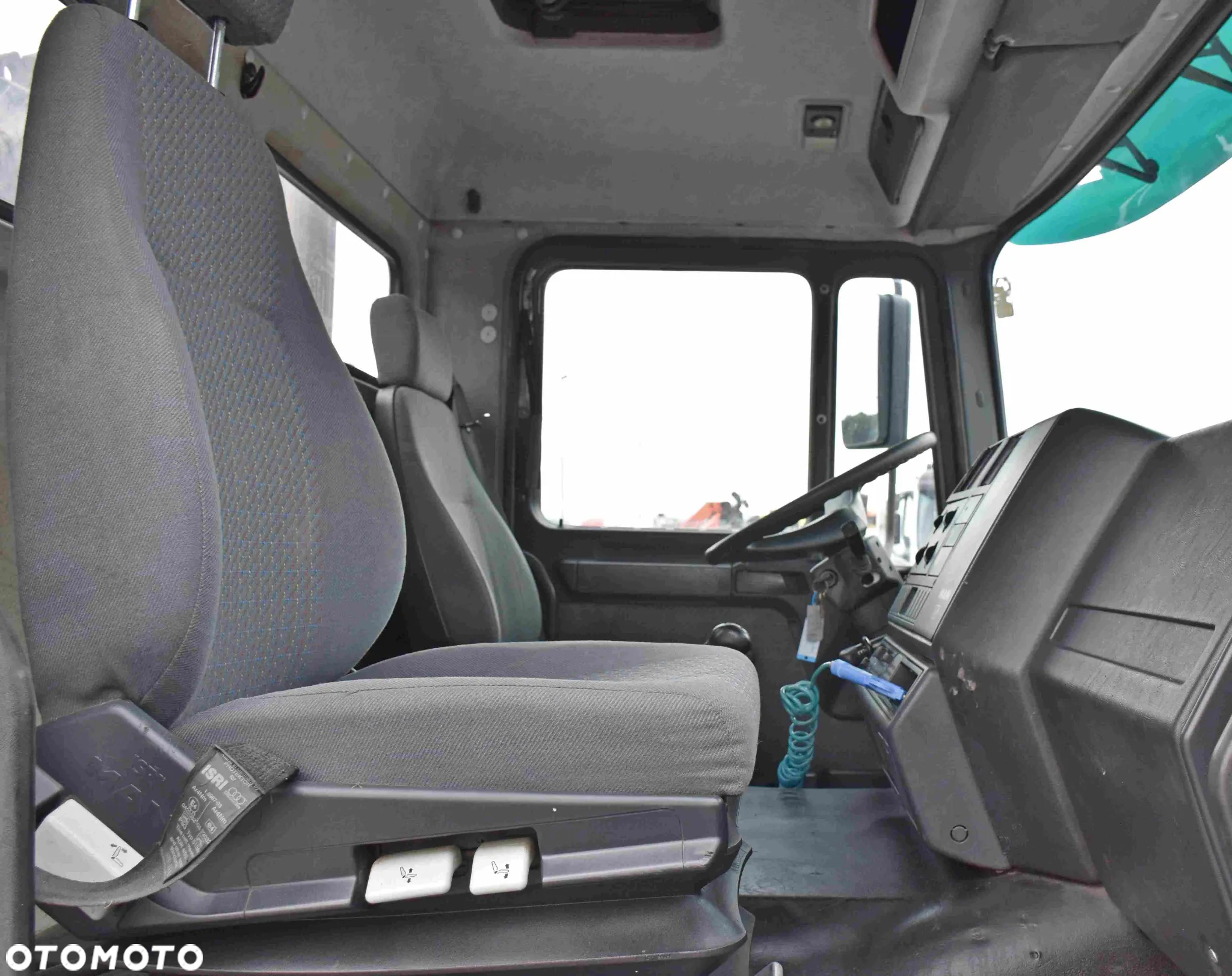 MAN 27 - 314 * WYWROTKA 5,30m + HIAB 220 C - 3 + PILOT / 6x4 - 11