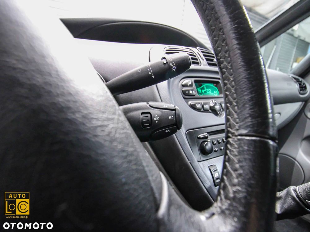 Citroën Xsara Picasso 1.6 HDi Exclusive - 20