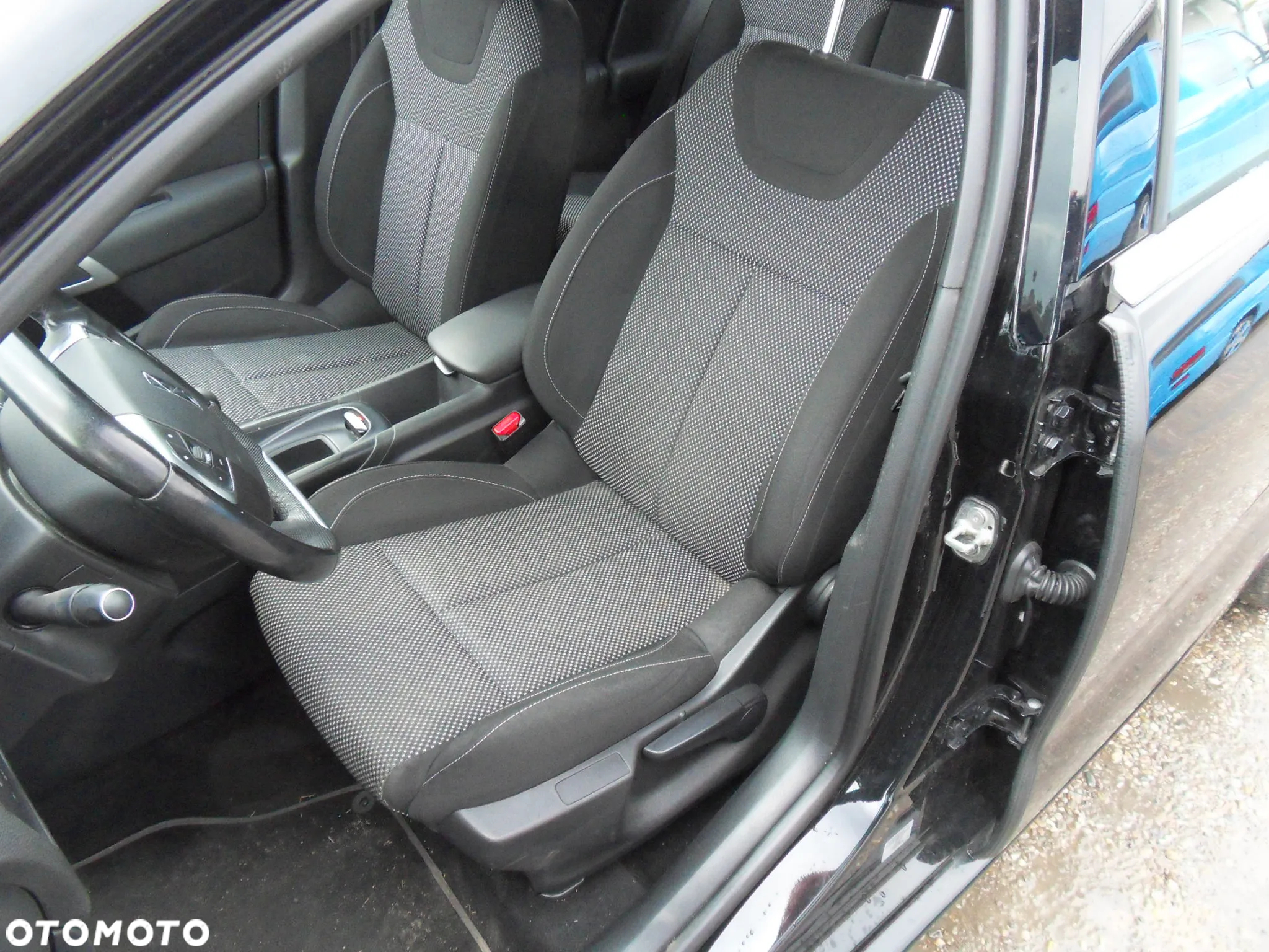 Citroën DS4 e-HDi 115 Urban Show - 14