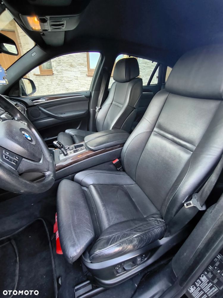 BMW X6 - 14