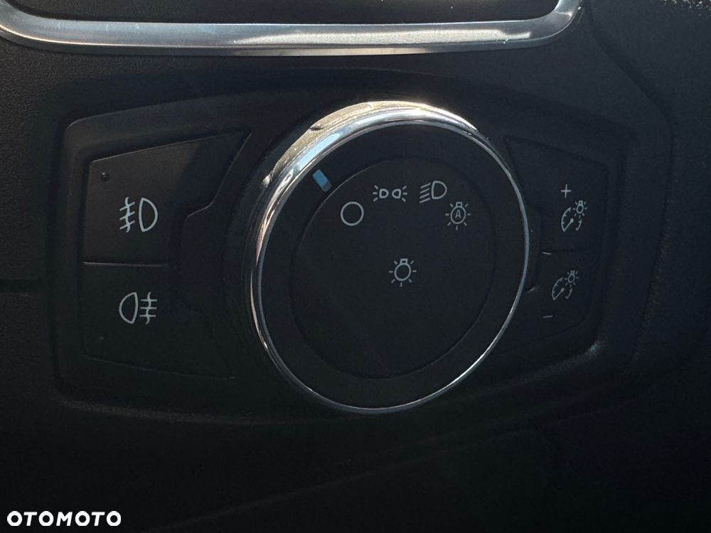 Ford Focus 1.0 EcoBoost Start-Stopp-System SYNC Edition - 13