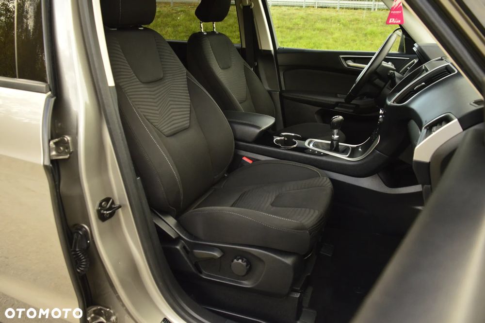 Ford S-Max 2.0 TDCi 4WD Titanium - 26