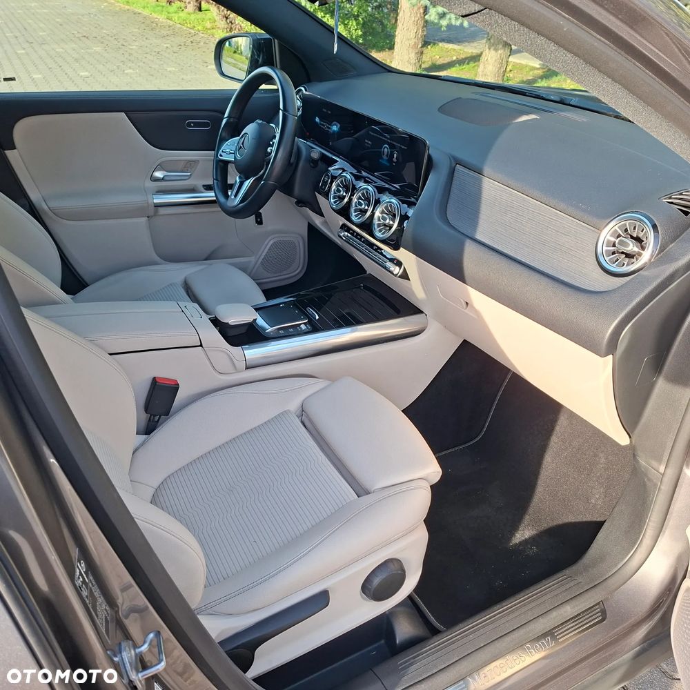 Mercedes-Benz GLA 200 Style - 18