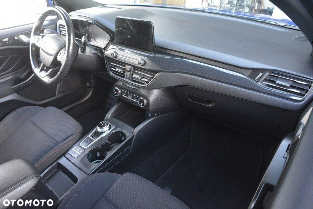 Ford Focus 1.5 EcoBlue Start-Stopp-System ST-LINE - 13