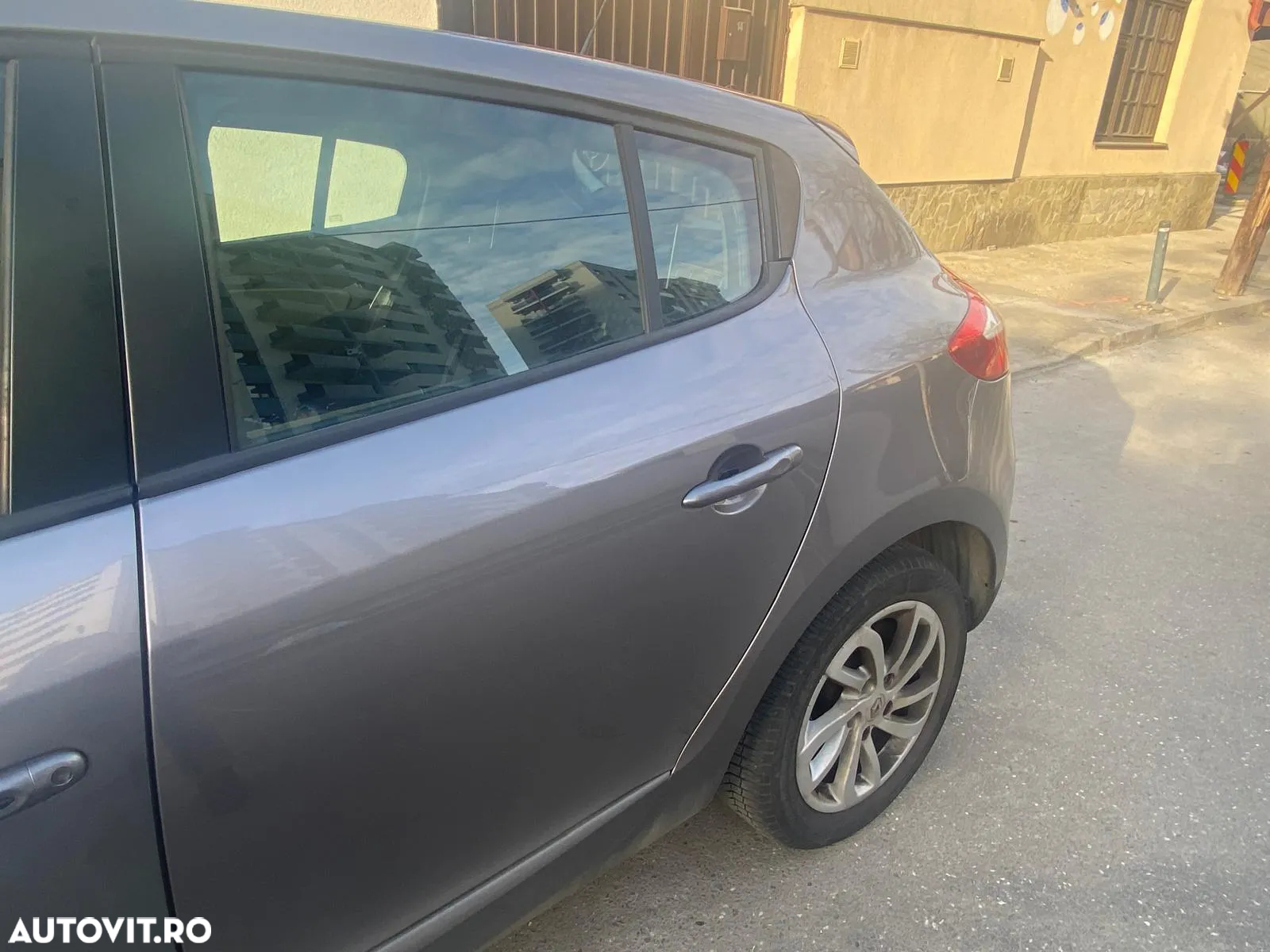 Renault Megane ENERGY TCe 115 Start & Stop LIMITED - 9