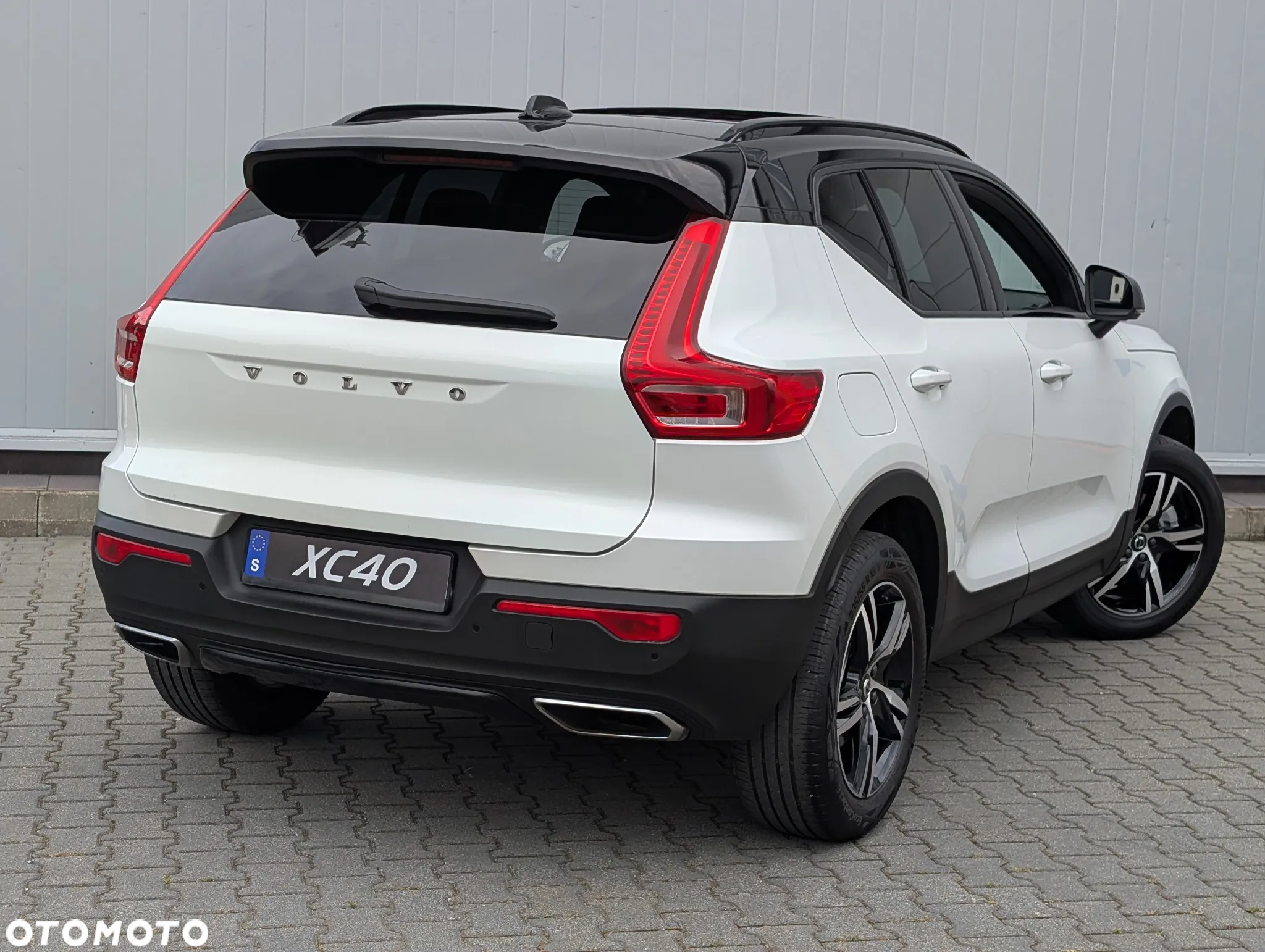 Volvo XC 40 T5 AWD R-Design - 8