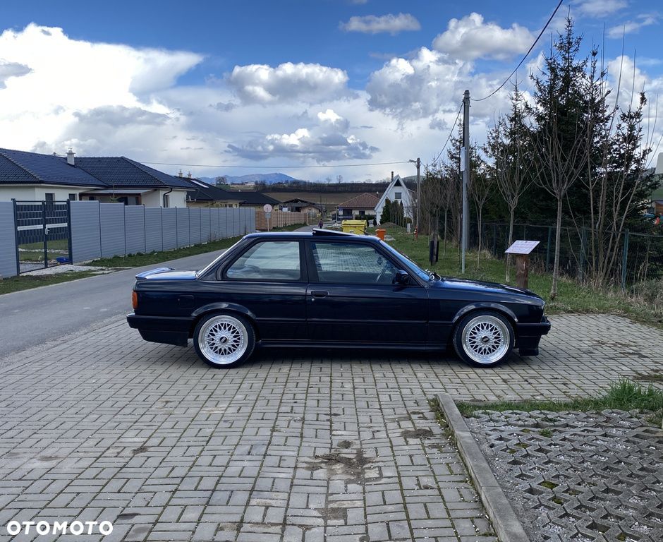 4x Felgi 17 m.in. do BMW 3 E36 E46 E90 E91 E92 E93 7 e32 e38 Styl BBS RS - BY479 (XF135) - 4