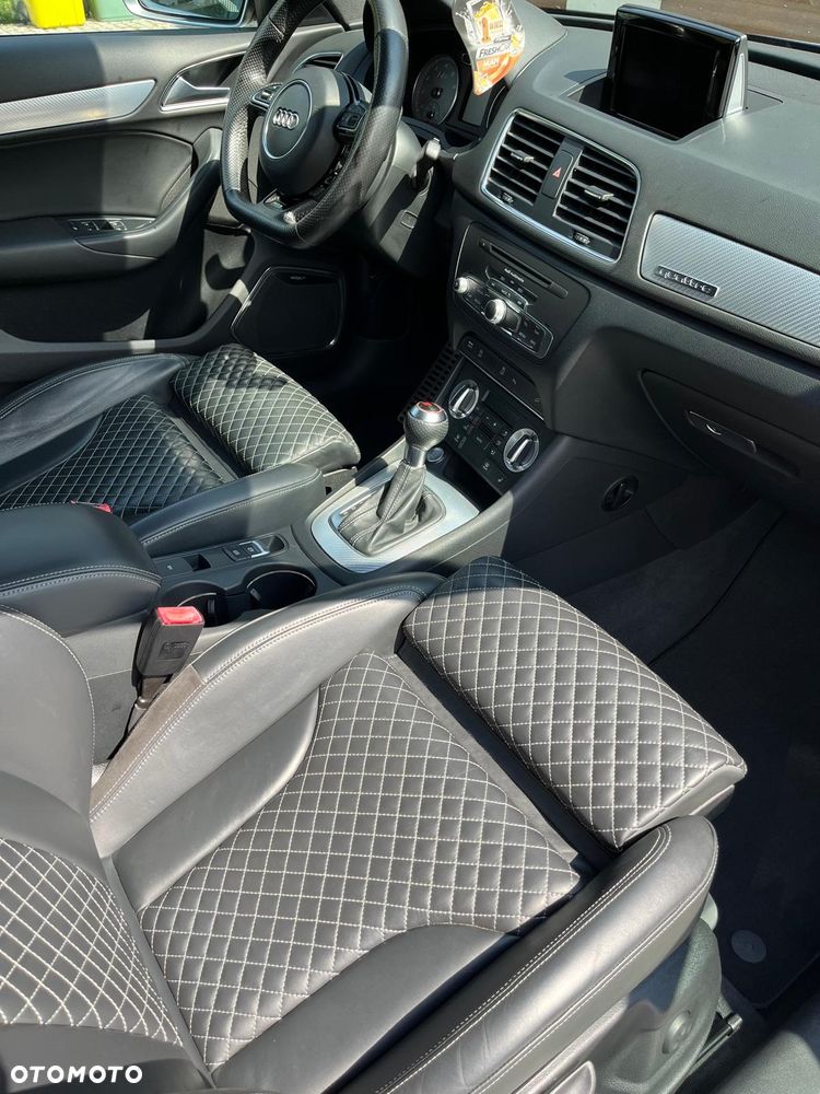 Audi RS Q3 2.5 TFSI quattro S tronic - 31