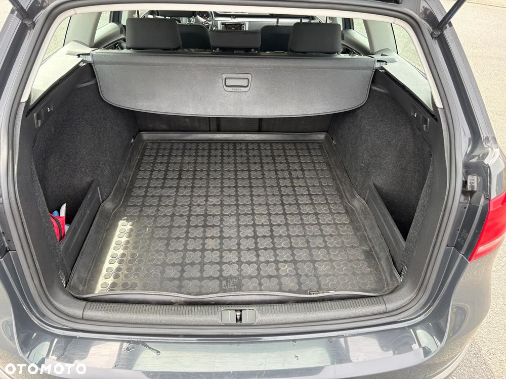 Volkswagen Passat 2.0 TDI BlueMotion Technology Comfortline - 6