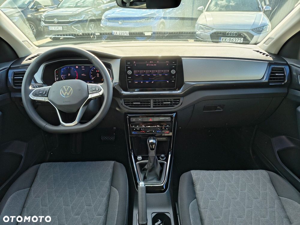 Volkswagen T-Cross - 13