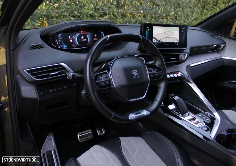 Peugeot 3008 1.6 Hybrid4 GT e-EAT8 - 33