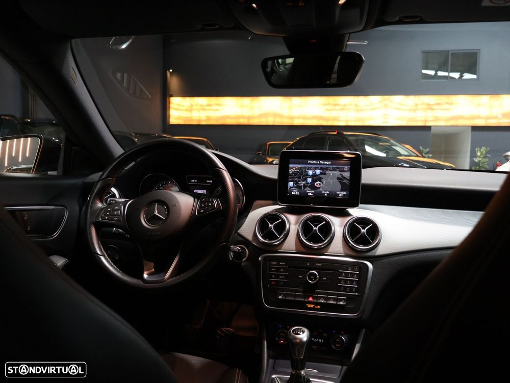 Mercedes-Benz CLA 180 d Shooting Brake Urban - 16
