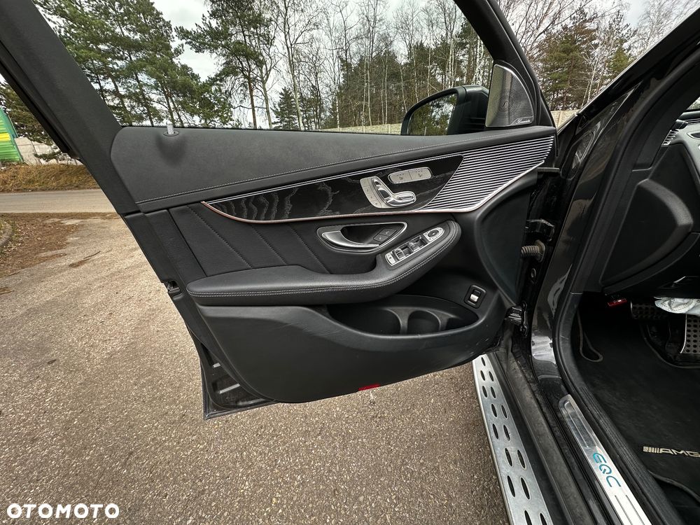 Mercedes-Benz EQC 400 4Matic AMG Line - 11