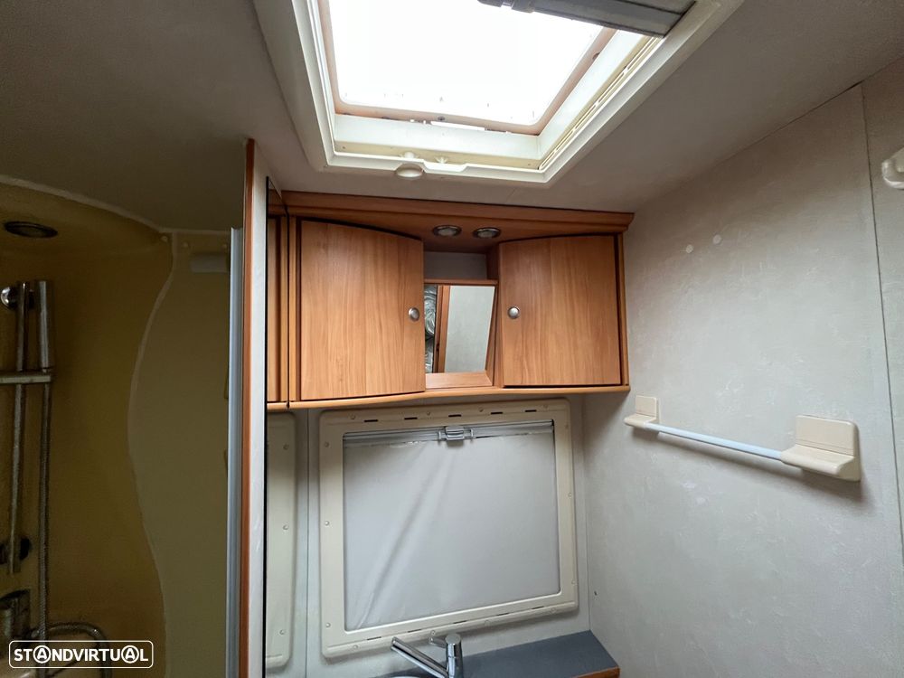 Adria Adriatik Coral S680 SP - 38