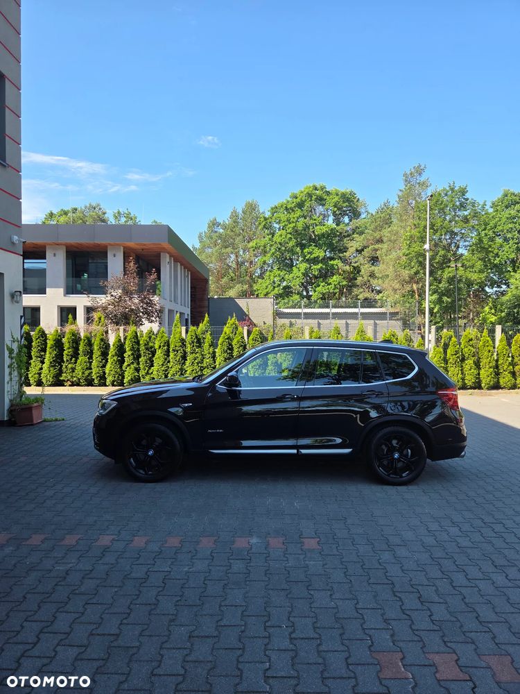 BMW X3 xDrive28i xLine - 4