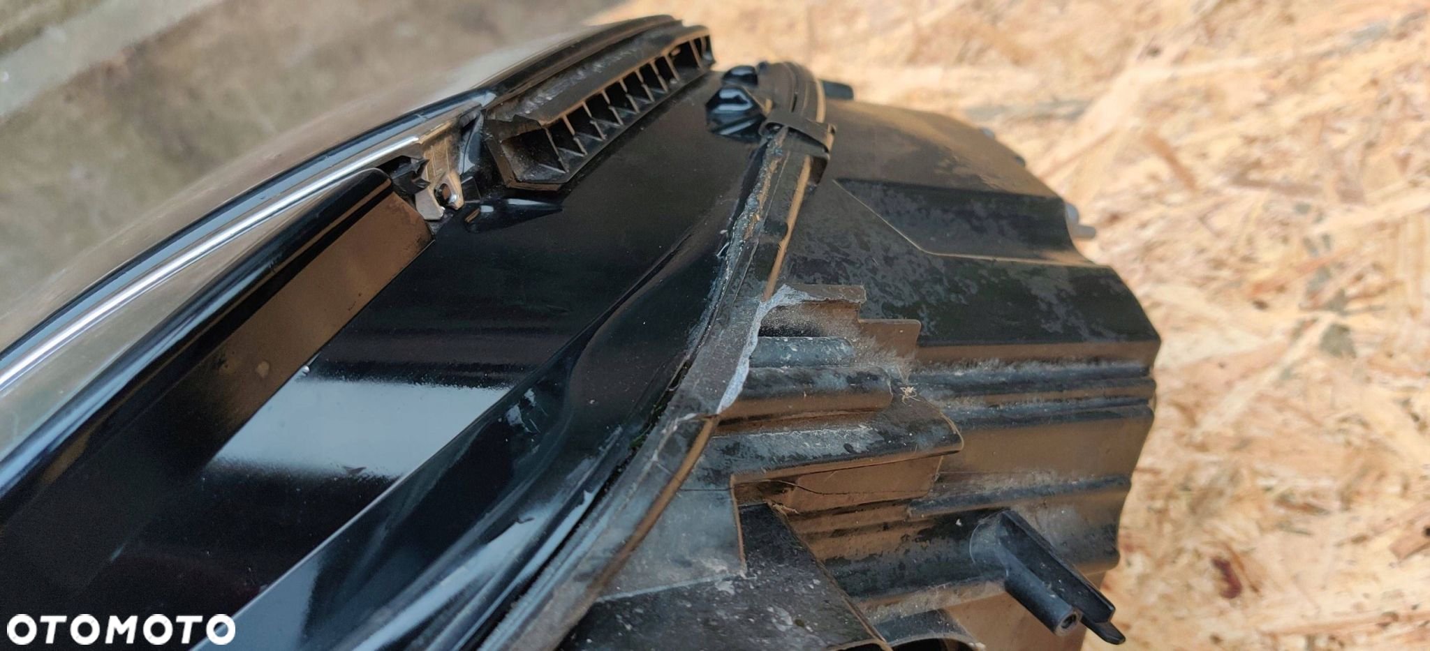 Volkswagen Tiguan 2016 Lampa przednia LEWA USZKODZONA - 14