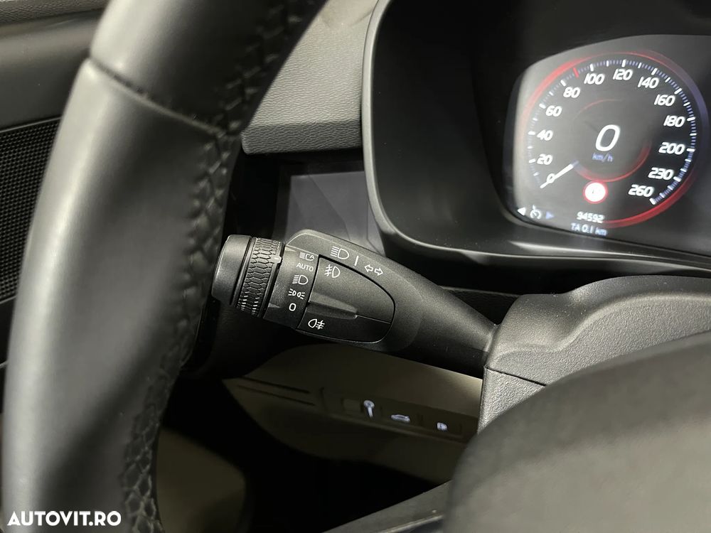 Volvo XC 40 T4 Recharge DKG Core - 26