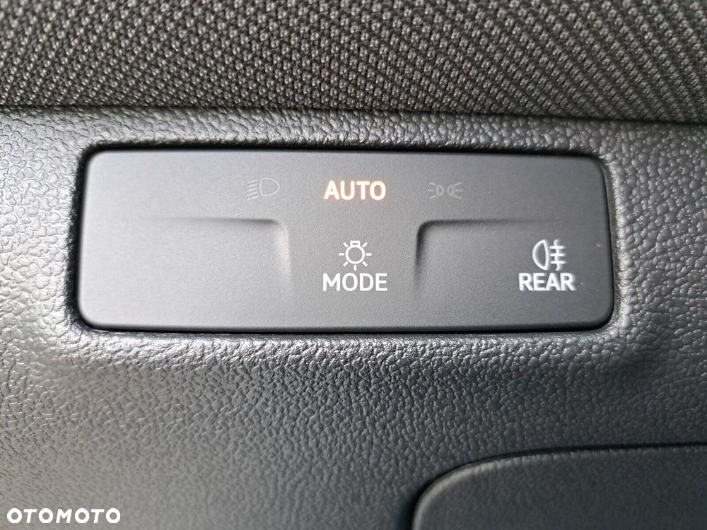 Volkswagen T-Roc - 27