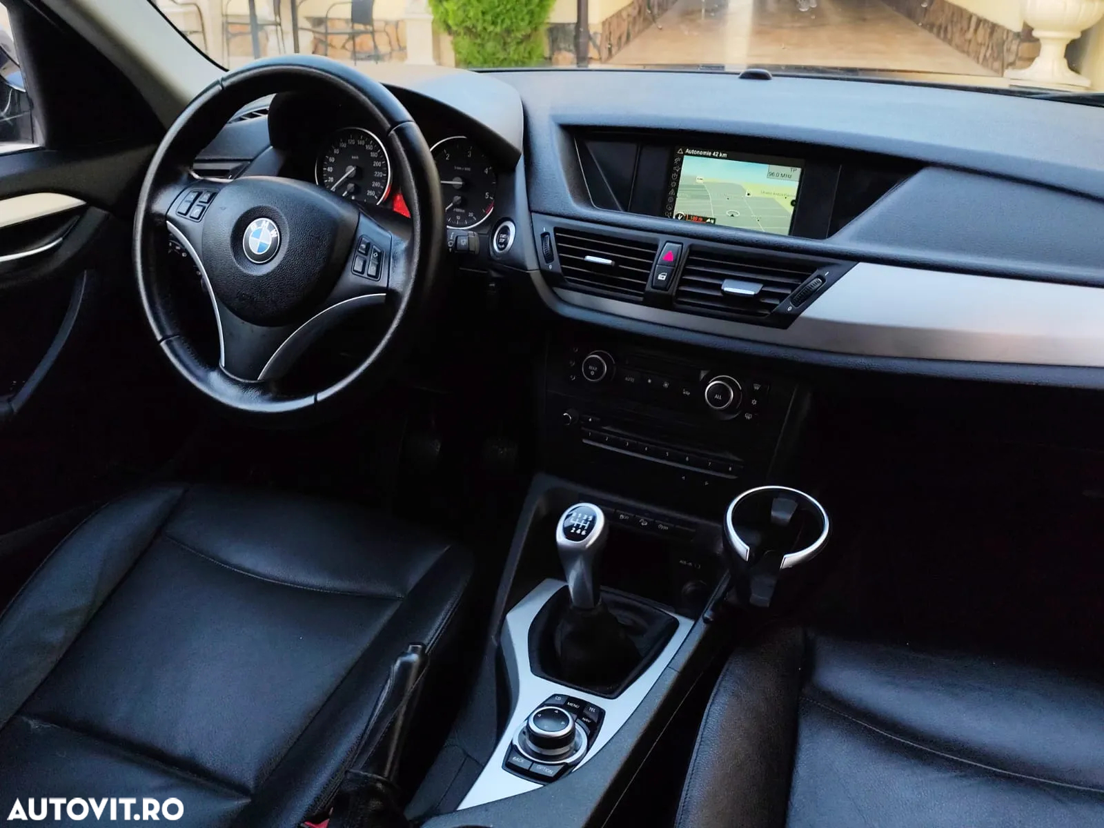 BMW X1 - 10