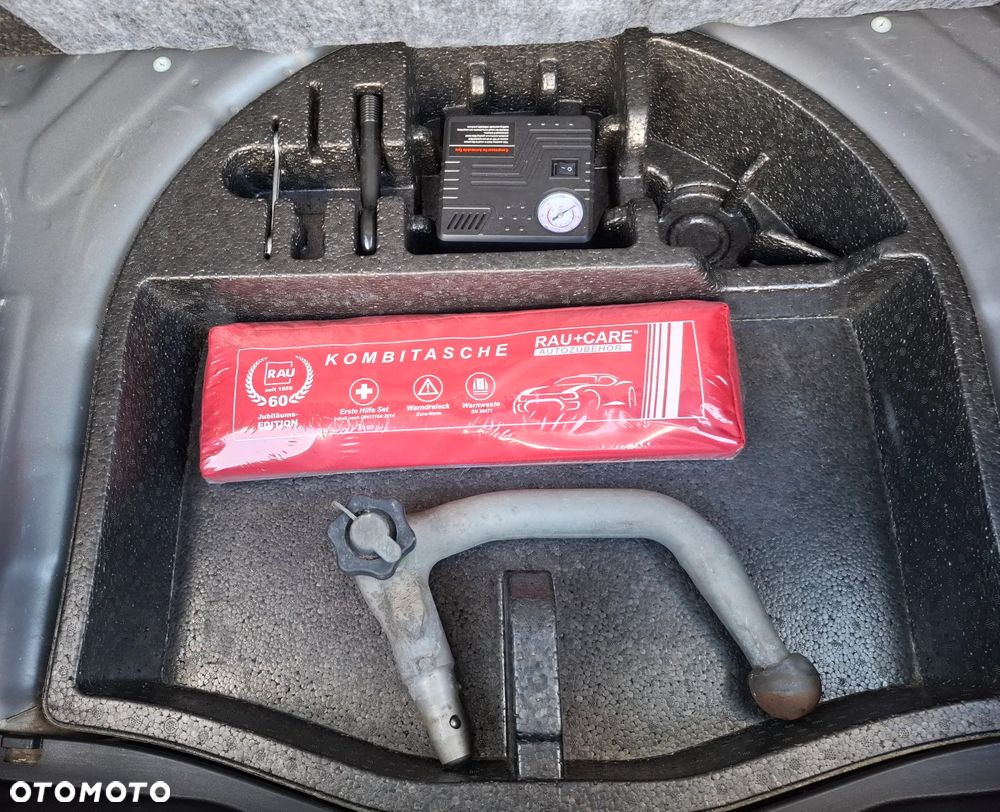 Kia Ceed 1.4 CVVT Spirit - 11
