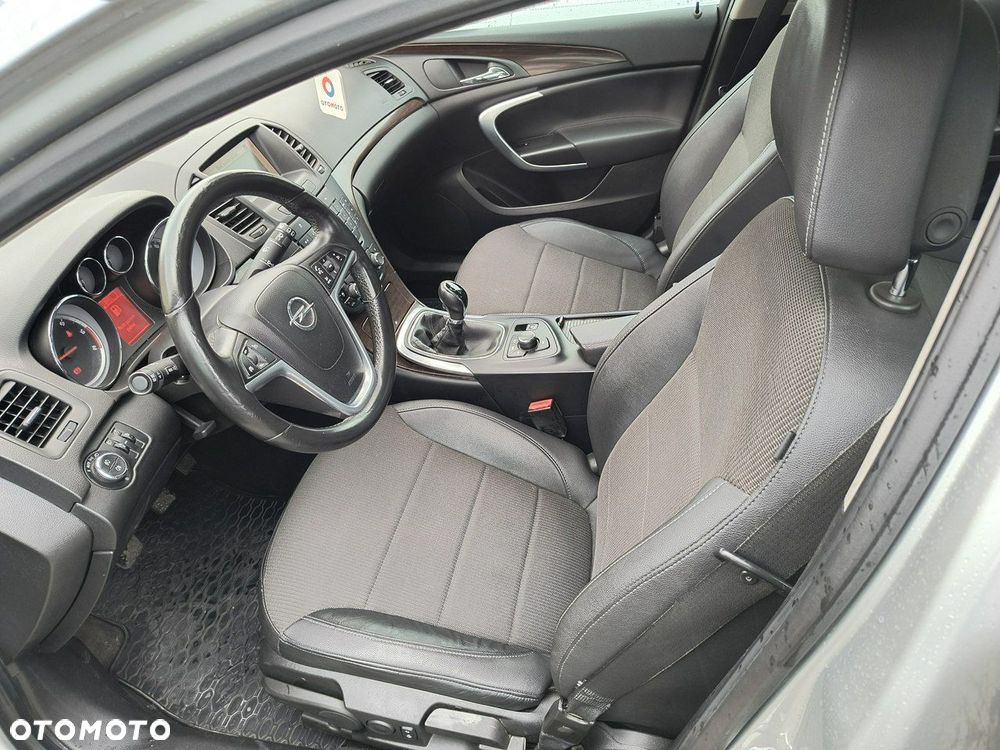 Opel Insignia 2.0 CDTI Active - 10