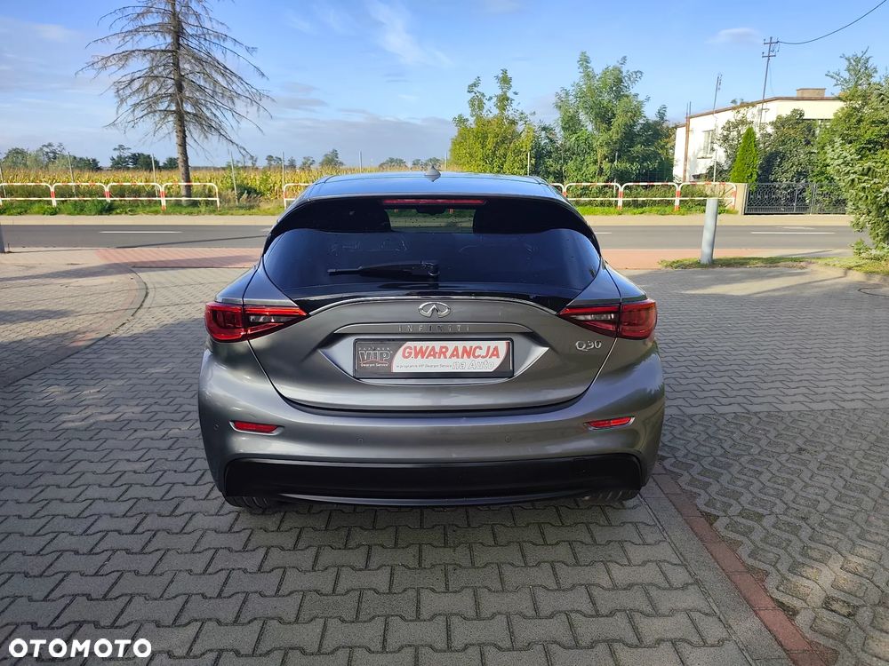 Infiniti Q30 1.5d Premium - 5