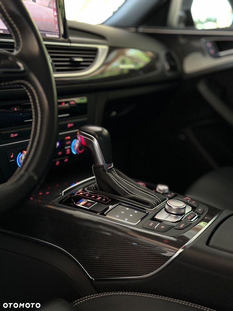 Audi S6 Limousine - 25