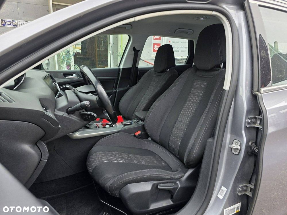 Peugeot 308 BlueHDi 120 EAT6 Stop & Start Active Business-Paket - 7