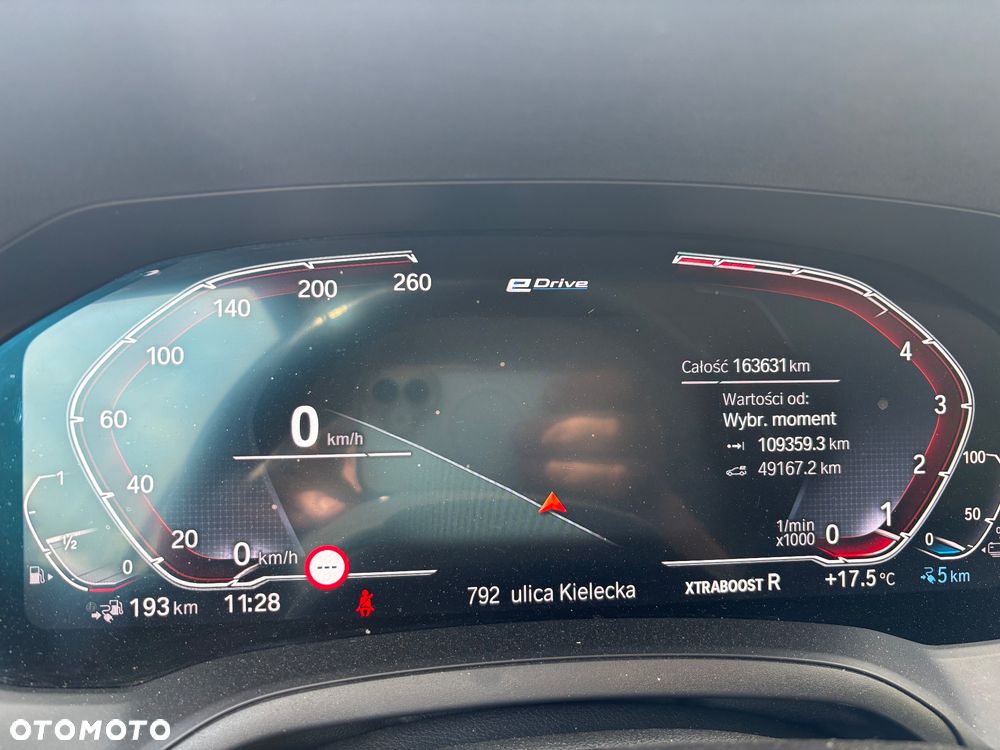 BMW Seria 3 330e M Sport - 11