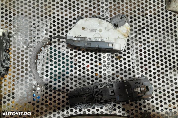 BROASCA USA STANGA SPATE  5K4839015B MX1253 Volkswagen VW Golf 6 [200 - 1