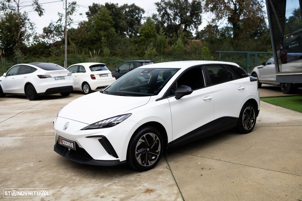 MG MG4 51 kWh Standard - 4