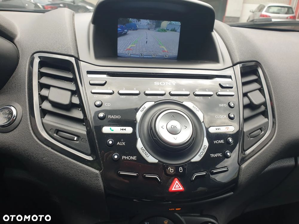 Ford Fiesta 1.0 Celebration - 3